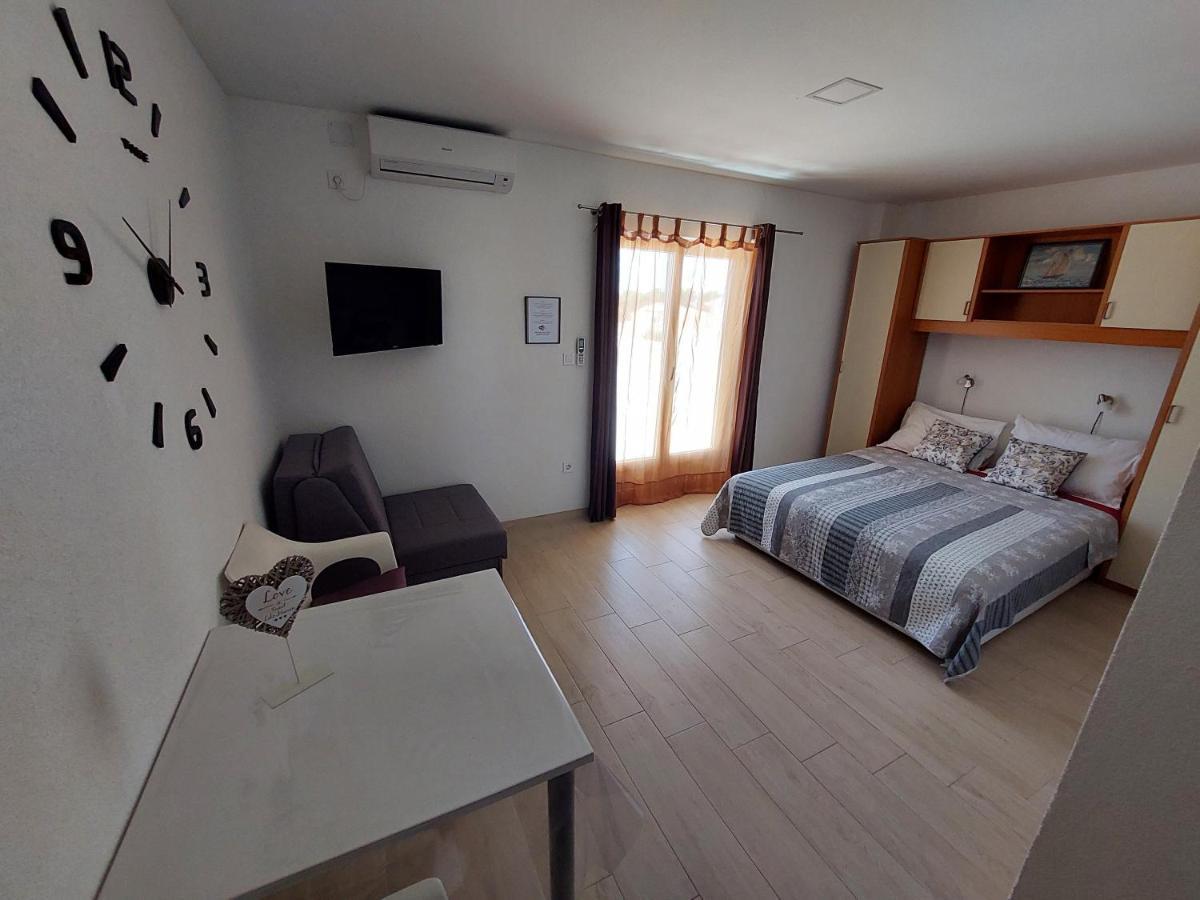 Apartments Matic Baška Voda Buitenkant foto